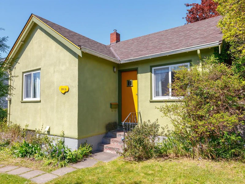 3080 Orillia Street, Saanich BC V9A 1Y8