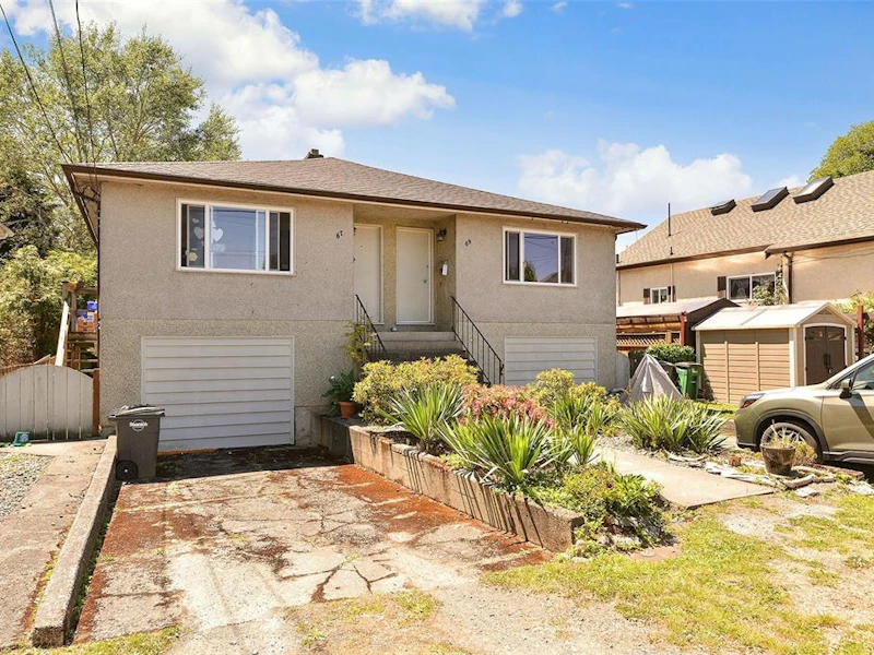 67 Sims Avenue, Saanich BC V8Z 1J9