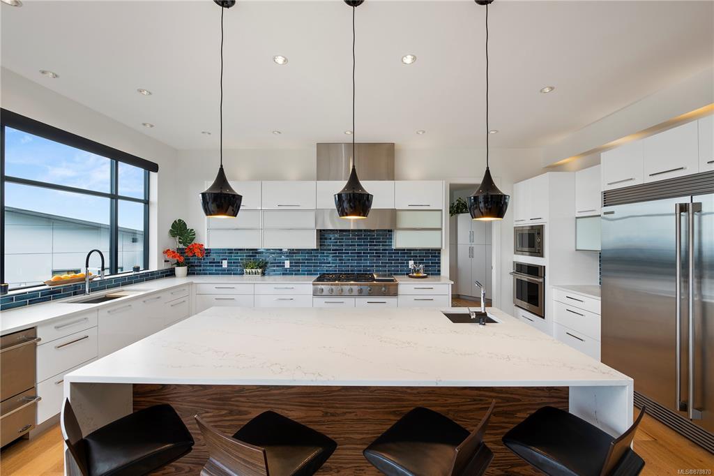 2194 Navigators Rise, Langford, BC, V9B 0B4 - 11
