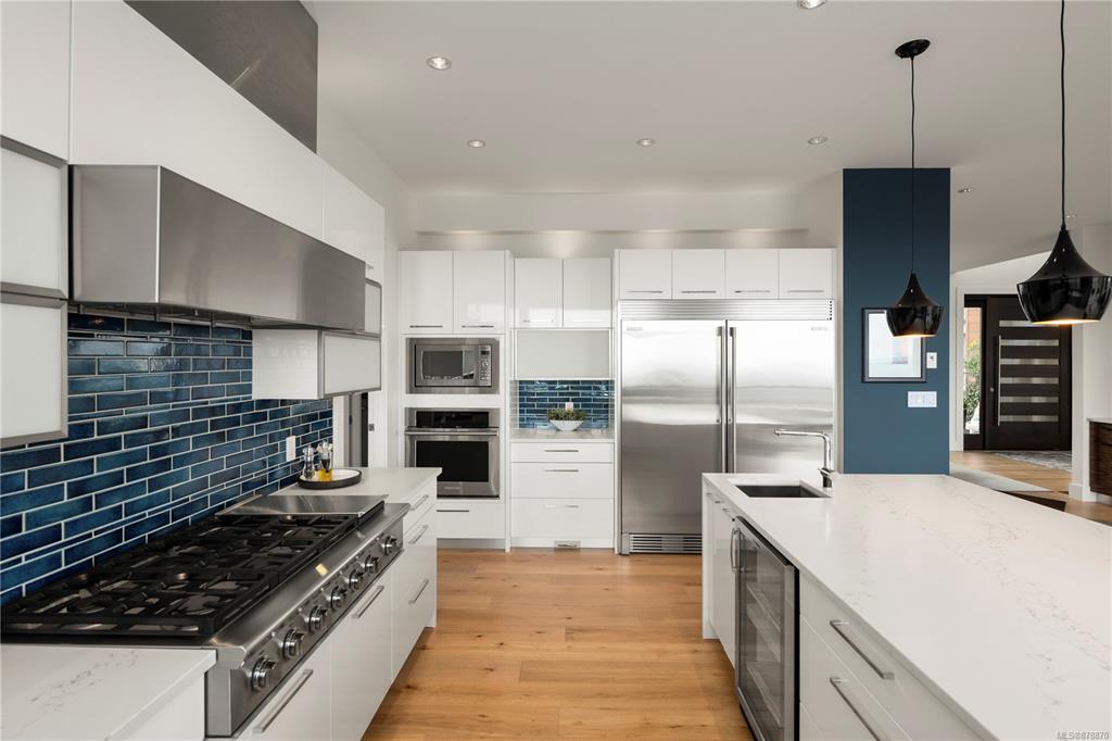 2194 Navigators Rise, Langford, BC, V9B 0B4 - 14