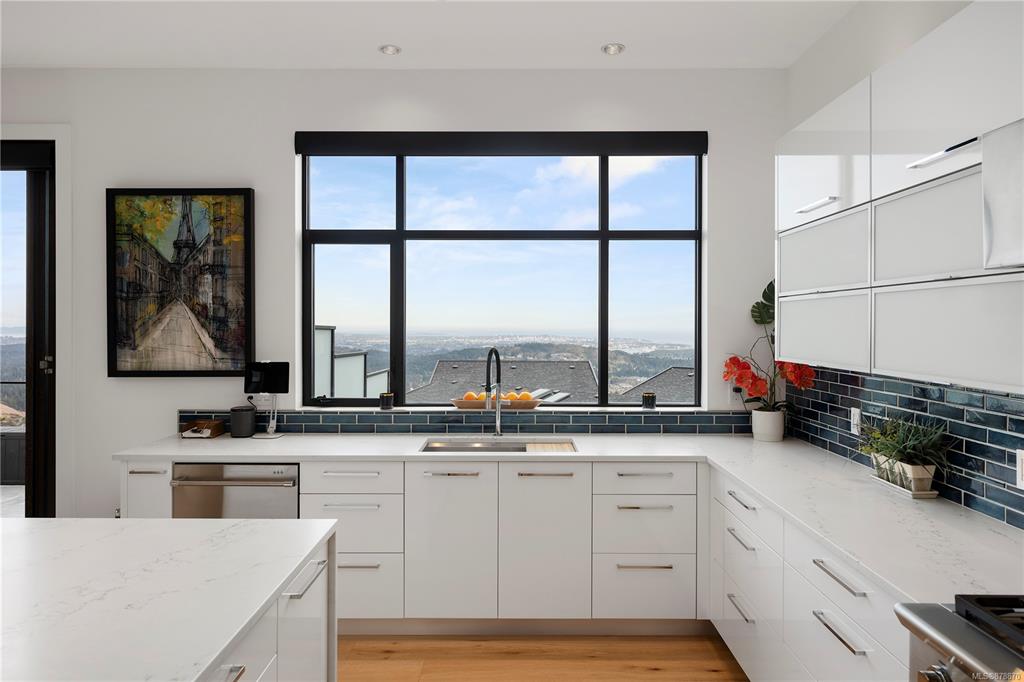 2194 Navigators Rise, Langford, BC, V9B 0B4 - 16