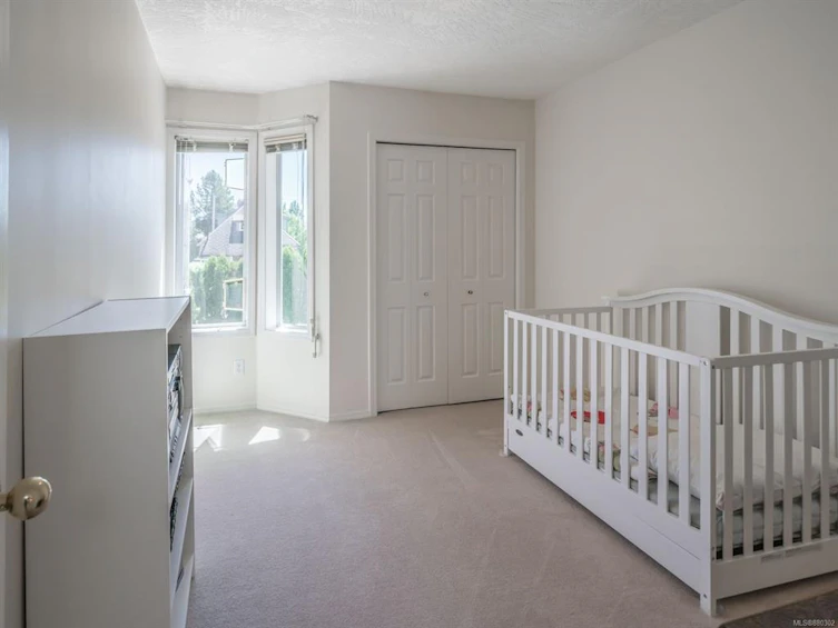 1755 Newton Street, Saanich, BC, V8R 2R1 - 29