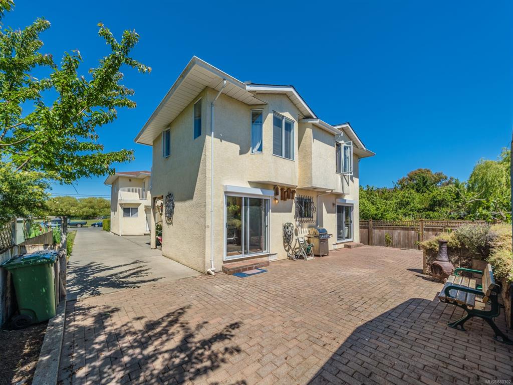 1755 Newton Street, Saanich, BC, V8R 2R1 - 37
