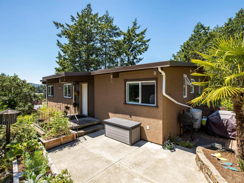 2626 Rainville Road, Langford BC V9B 3N1