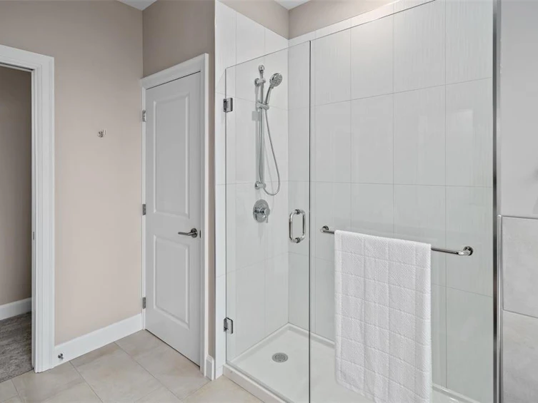 10214 Robinia Place, Sidney, BC, V8L 4M3 - 22