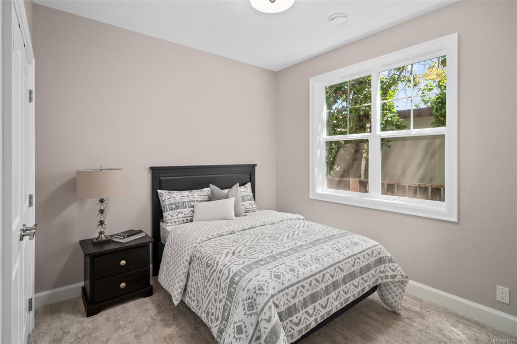 10214 Robinia Place, Sidney, BC, V8L 4M3 - 24