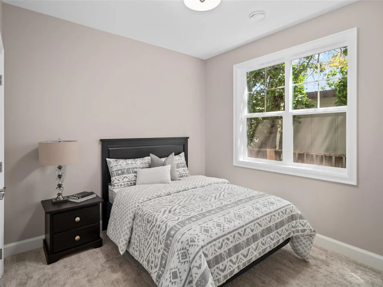 10214 Robinia Place, Sidney, BC, V8L 4M3 - 24