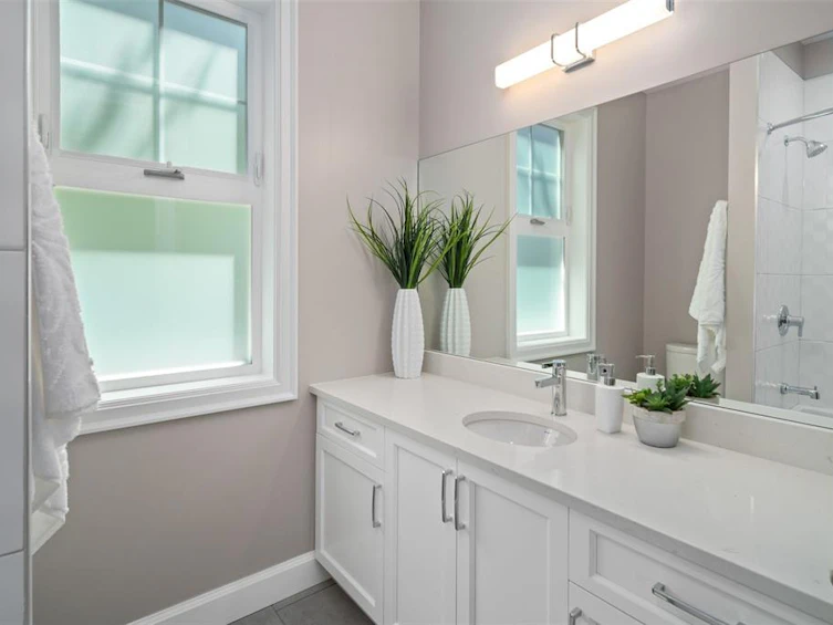 10214 Robinia Place, Sidney, BC, V8L 4M3 - 27
