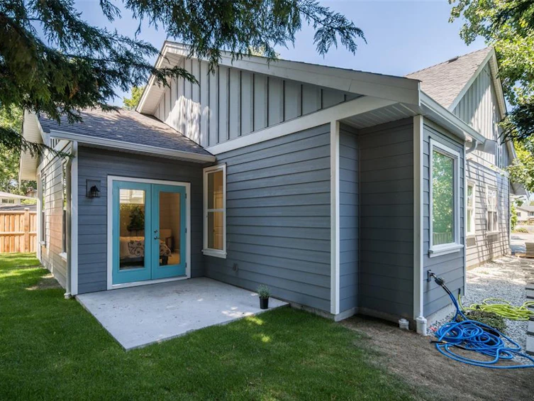 10214 Robinia Place, Sidney, BC, V8L 4M3 - 37
