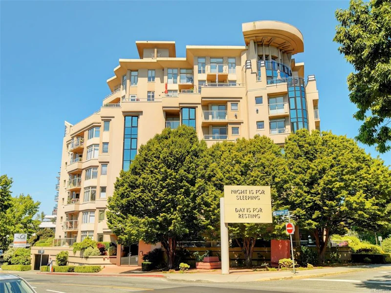 203 - 605 Douglas Street, Victoria BC V8V 2P9