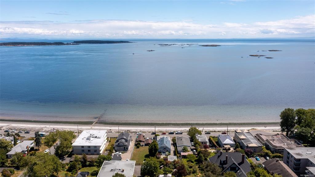 2422 Esplanade Road, Oak Bay, BC, V8R 2W2