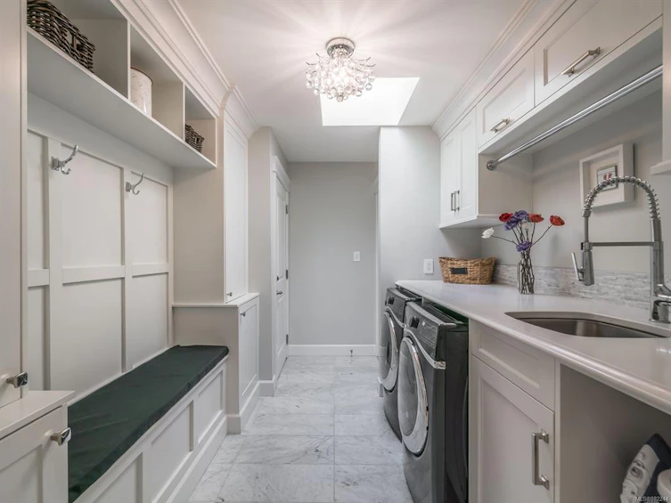 973 Owlwood Place, Saanich, BC, V8X 4T3 - 24
