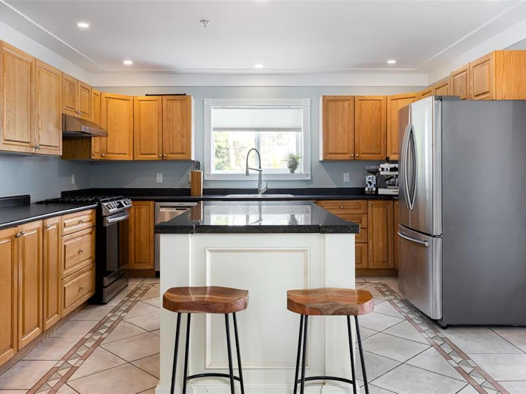 233 Langford Street, Victoria, BC, V9A 3B9 - 8