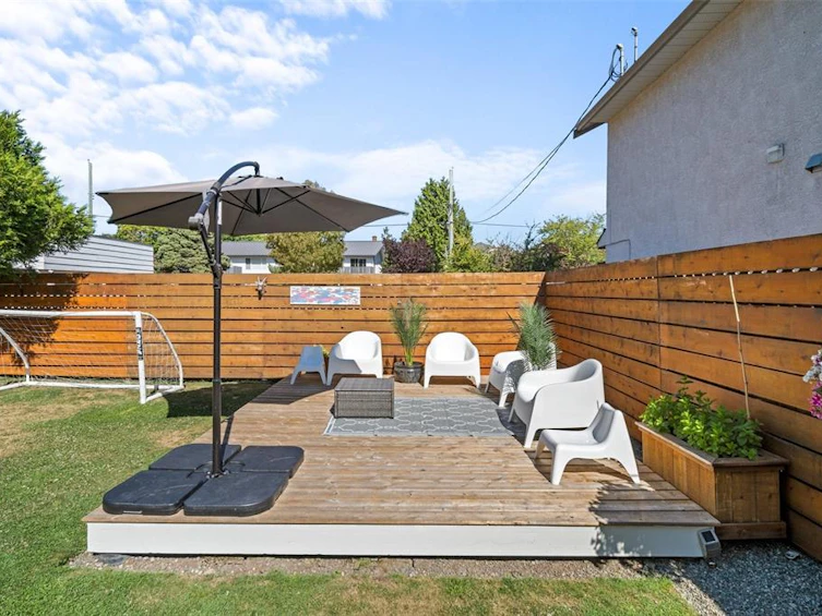 1373 Lyall Street, Esquimalt, BC, V9A 5H9 - 3