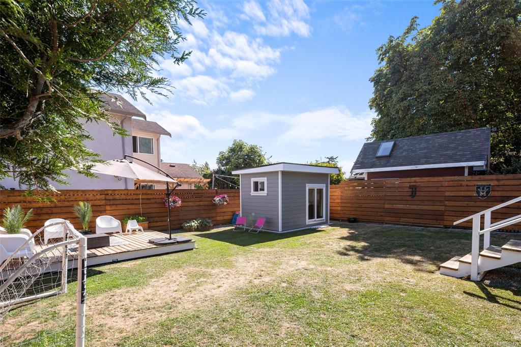 1373 Lyall Street, Esquimalt, BC, V9A 5H9 - 4