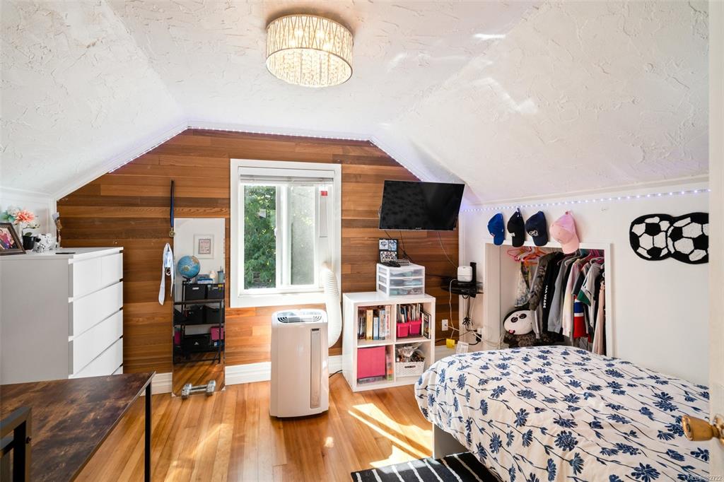 1373 Lyall Street, Esquimalt, BC, V9A 5H9 - 21