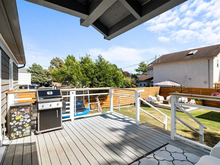 1373 Lyall Street, Esquimalt, BC, V9A 5H9 - 26