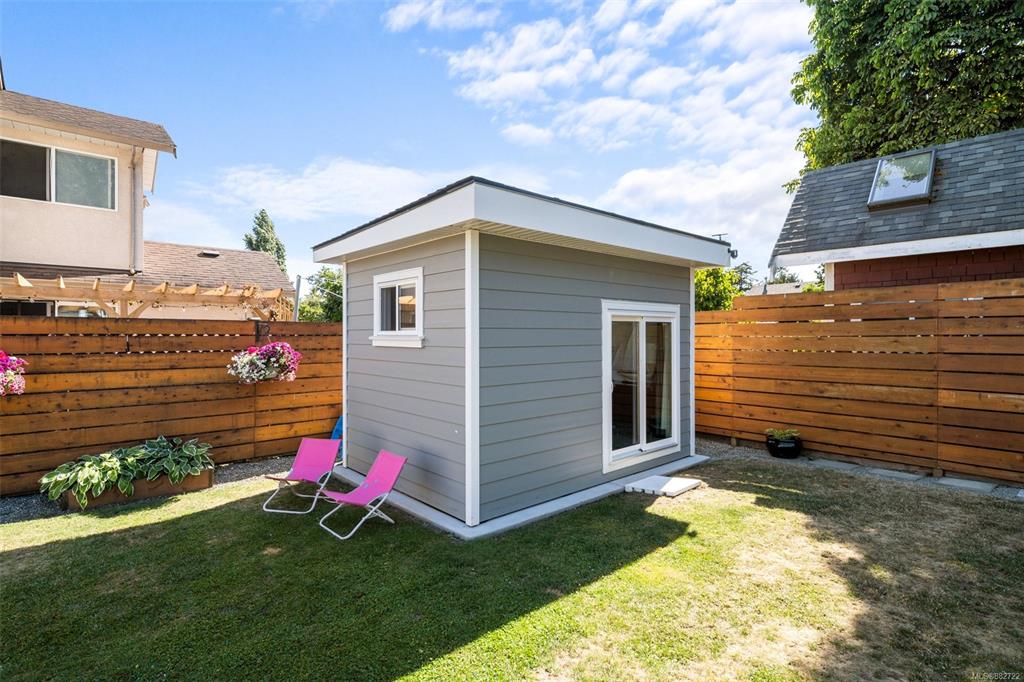 1373 Lyall Street, Esquimalt, BC, V9A 5H9 - 29