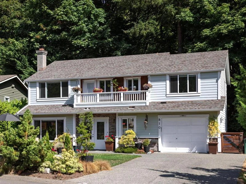 810 Piedmont Gardens, Saanich BC V8Y 2T2