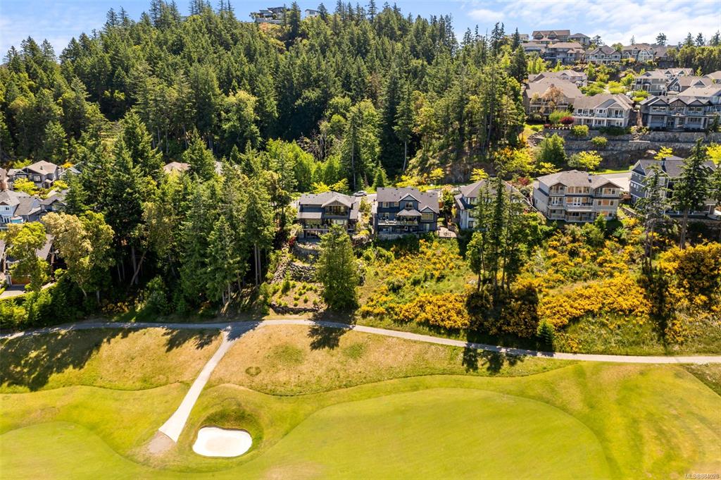 2150 Nicklaus Drive, Langford, BC, V9B 6T3 - 46