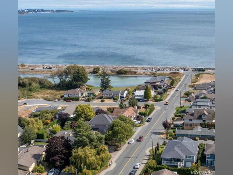 3316 Lanai Lane, Colwood BC V9C 4M9