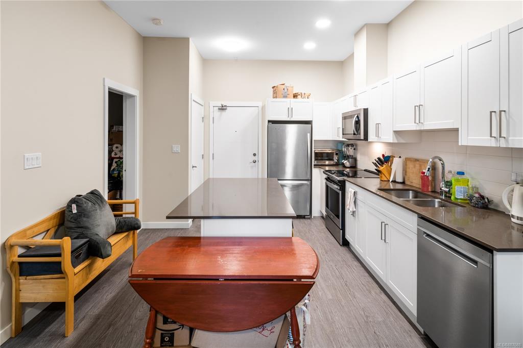 104-2843 Jacklin Road, Langford, BC, V9B 4P4 - 5