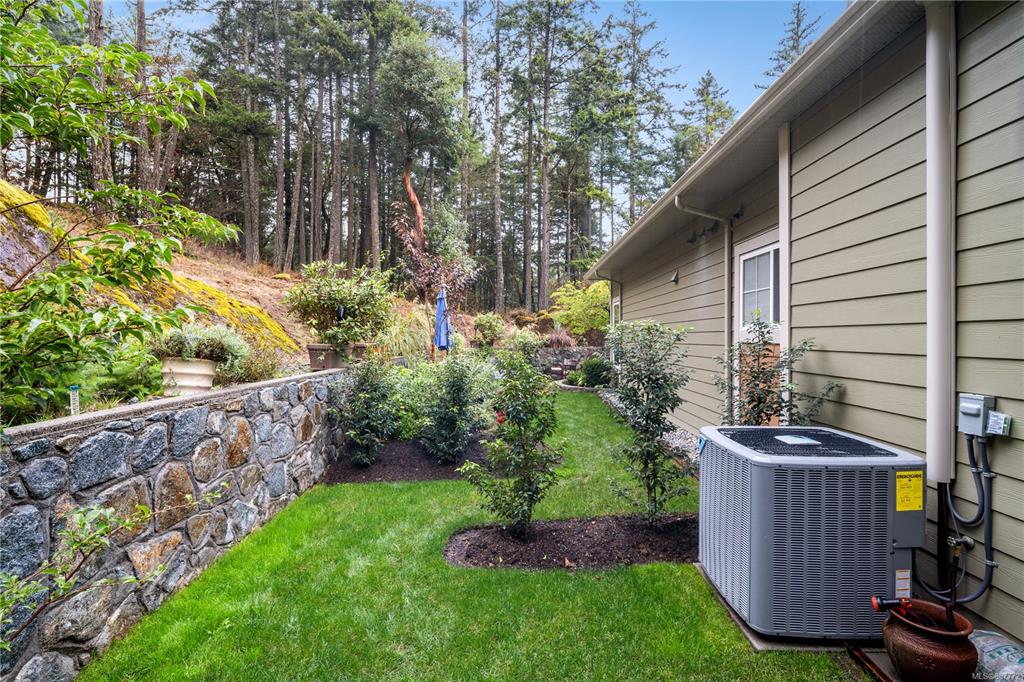 101-945 Bear Mountain Pkwy, Langford, BC, V9B 6T1 - 26