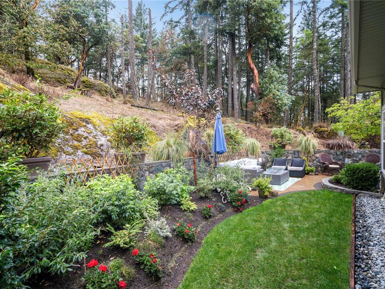 101-945 Bear Mountain Pkwy, Langford, BC, V9B 6T1 - 27