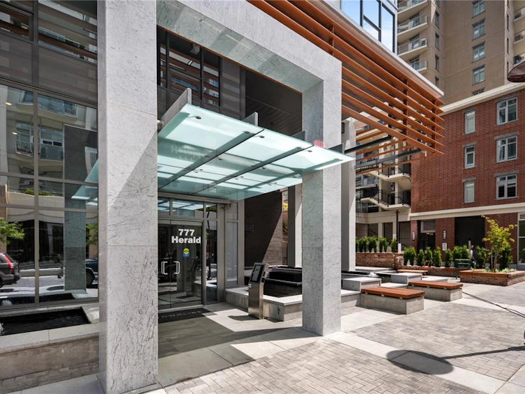 704-777 Herald Street, Victoria, BC, V8T 0C7 - 3