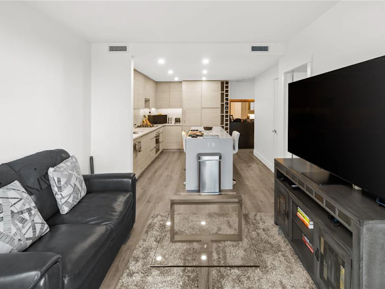 704-777 Herald Street, Victoria, BC, V8T 0C7 - 10
