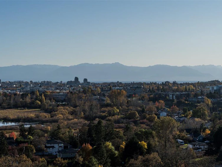 PH804-4011 Rainbow Hill Lane, Saanich, BC, V8X 0B3 - 26