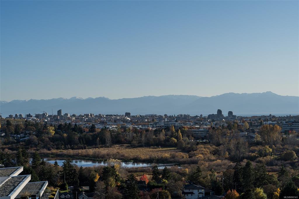 PH804-4011 Rainbow Hill Lane, Saanich, BC, V8X 0B3 - 27