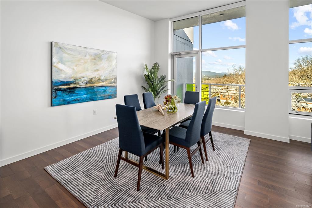 PH801-4011 Rainbow Hill Lane, Saanich, BC, V8X 0B3 - 12