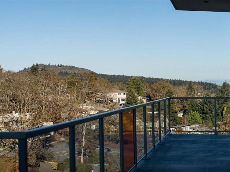 PH801-4011 Rainbow Hill Lane, Saanich, BC, V8X 0B3 - 24