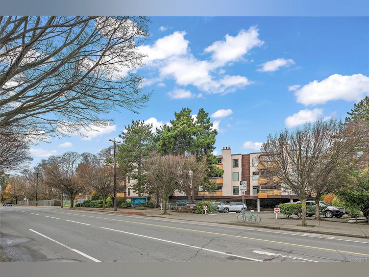 107-1518 Pandora Avenue, Victoria, BC, V8R 1A8