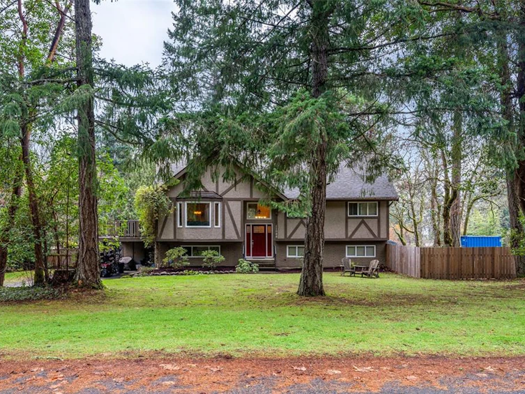 11088 Baxendale Road, North Saanich, BC, V8L 5M4 - 2