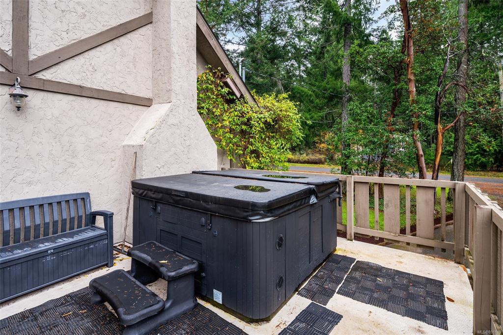 11088 Baxendale Road, North Saanich, BC, V8L 5M4 - 17