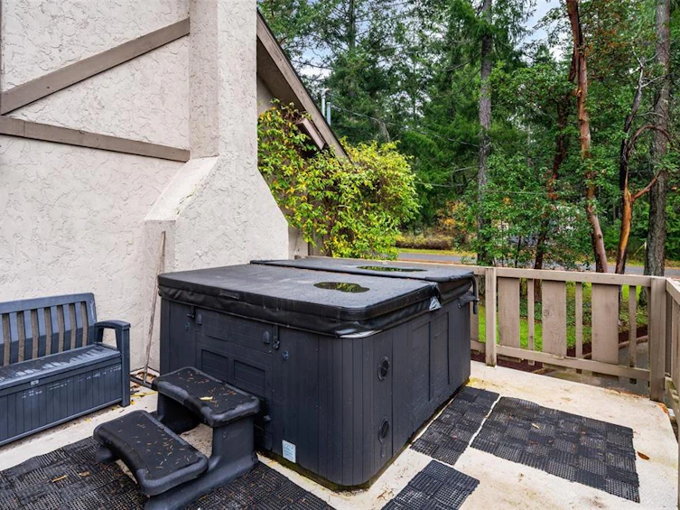 11088 Baxendale Road, North Saanich, BC, V8L 5M4 - 17