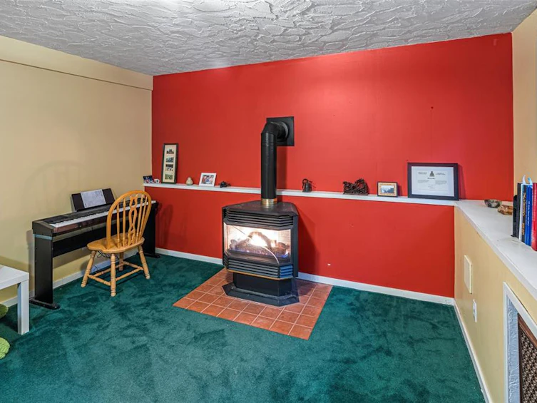 11088 Baxendale Road, North Saanich, BC, V8L 5M4 - 23