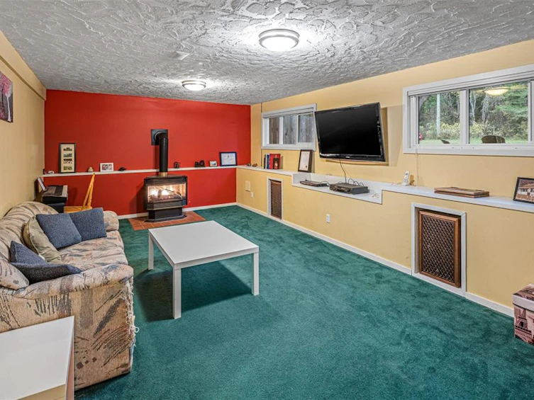 11088 Baxendale Road, North Saanich, BC, V8L 5M4 - 24