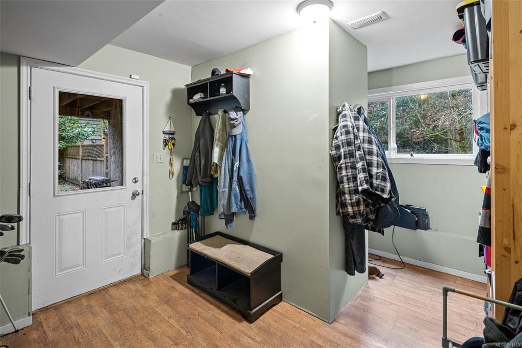11088 Baxendale Road, North Saanich, BC, V8L 5M4 - 28