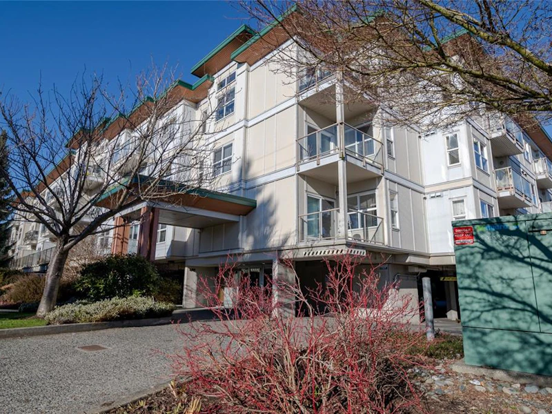 416 - 1550 Church Avenue, Saanich BC V8P 2H1