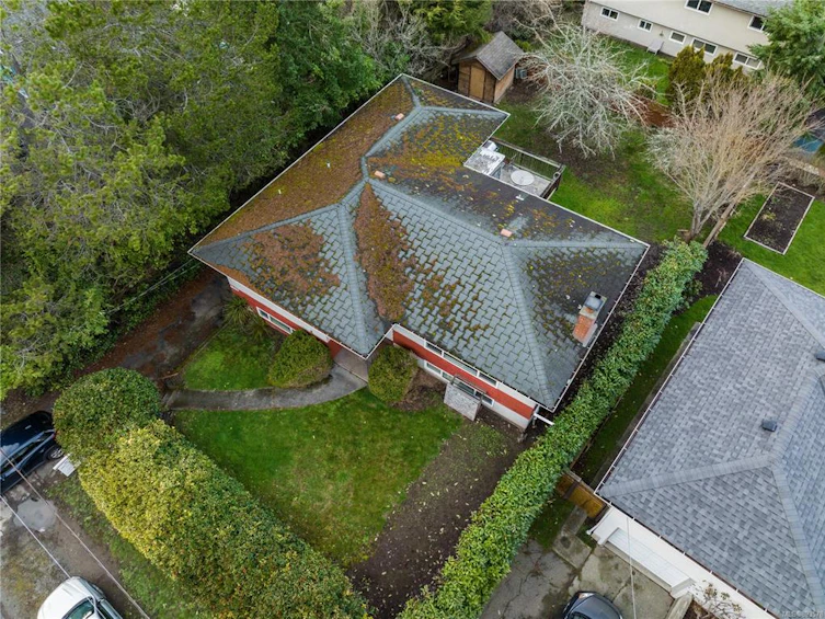 1762 Kisber Avenue, Saanich, BC, V8P 2W7 - 3