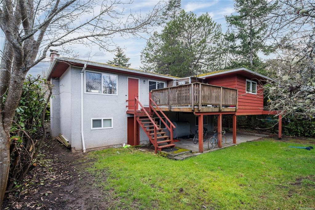 1762 Kisber Avenue, Saanich, BC, V8P 2W7 - 7