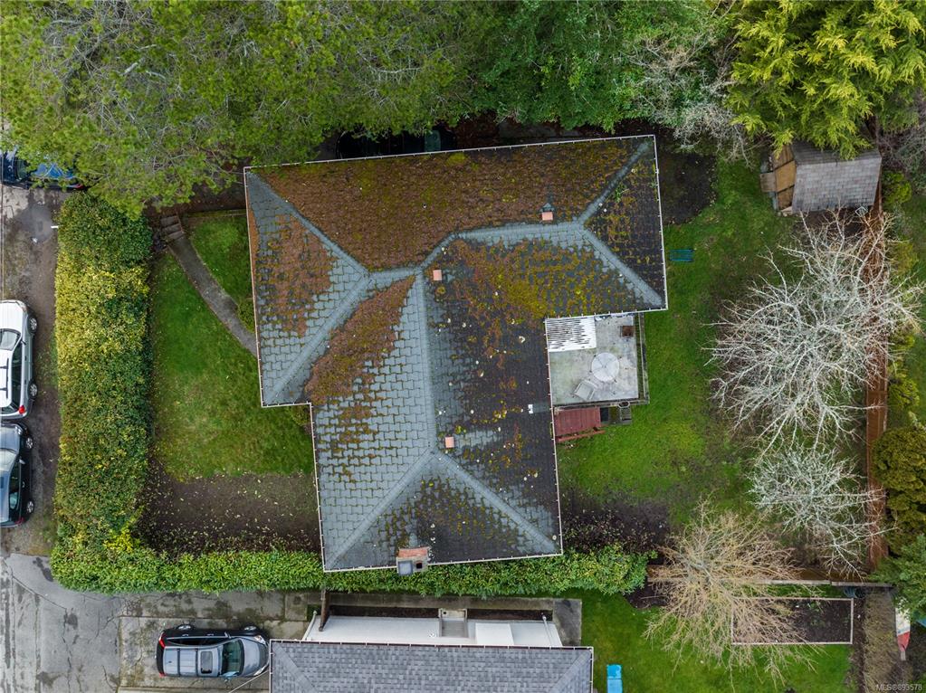 1762 Kisber Avenue, Saanich, BC, V8P 2W7 - 14