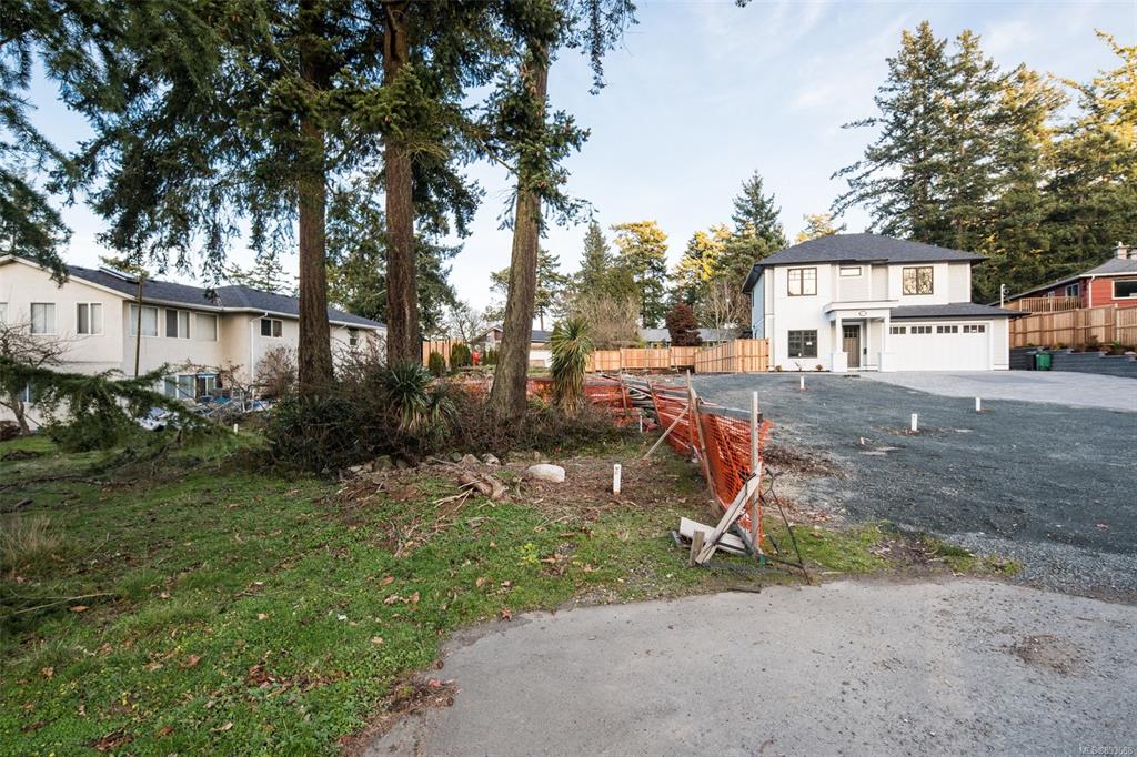 Lot A-4829 Cordova Bay Road, Saanich, BC, V8Y 2J8 - 6