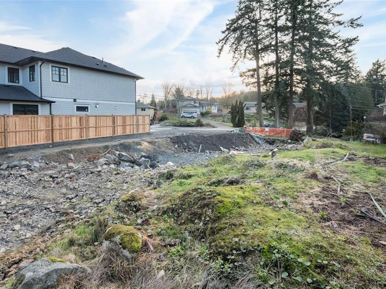 Lot A-4829 Cordova Bay Road, Saanich, BC, V8Y 2J8 - 10