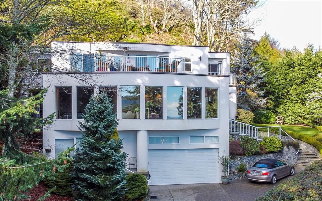4696 Boulderwood Drive, Saanich, BC, V8Y 2P9