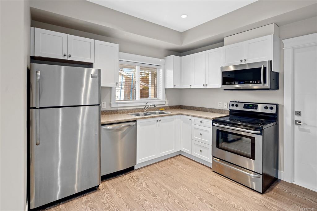 1630 Agnew Avenue, Saanich, BC, V8N 5M6 - 26