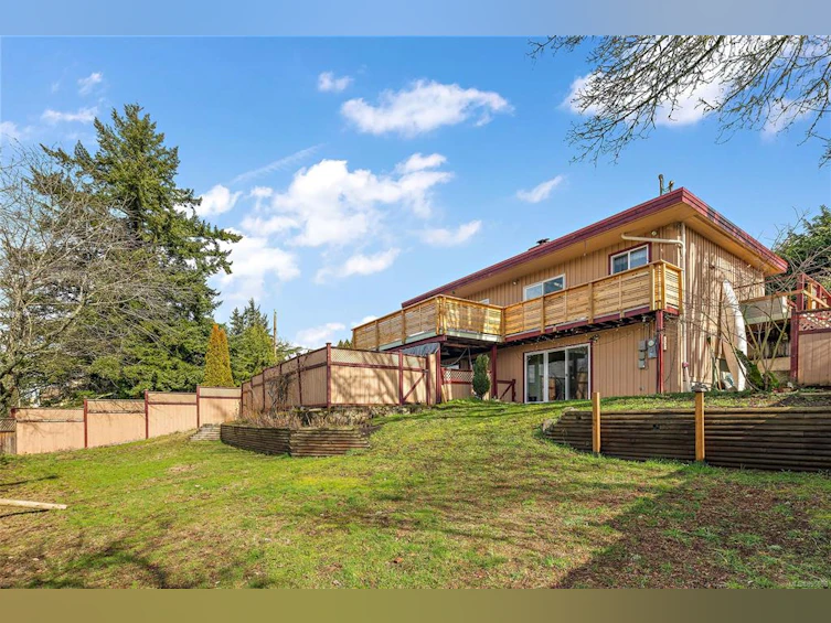 2341 Styan Road, Central Saanich, BC, V8Z 5S2